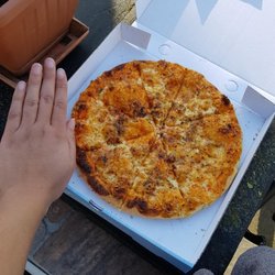 Pizzeria da Papalia - Pizza Margharita mit nur 25cm Durchmesser! Viel zu klein und ungenügend! Abzocke - nicht zu empfehlen!