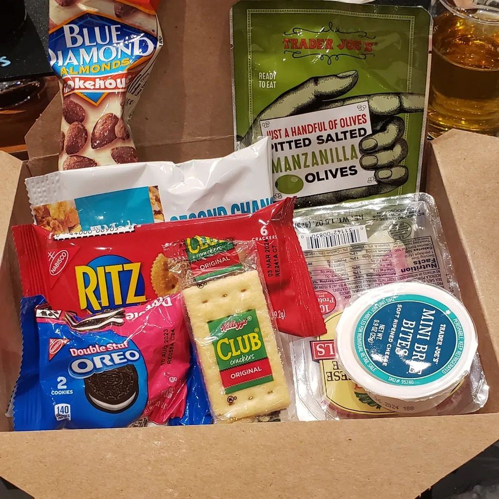 MetroNOME Brewery - Snack box - Brewpubs Near Me - Saint Paul, Minnesota MetroNOME Brewery - Snack box - Brewpubs Near Me - Saint Paul, Minnesota
