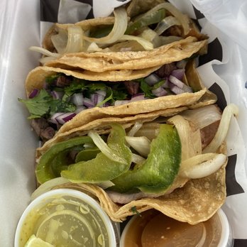 La Iguana - Tacos Near Me - Navarre, Florida La Iguana - Tacos Near Me - Navarre, Florida