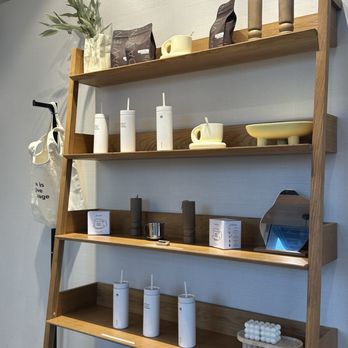 Da Vien Coffee - Inside - Coffee & Tea Near Me - Long Beach, California Da Vien Coffee - Inside - Coffee & Tea Near Me - Long Beach, California