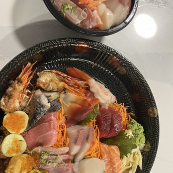 Osaka Fusion - S1. Osaka Sashimi Deluxe 大阪生鱼片豪华 C12. Osaka Don 四重丼 - Japanese Near Me - Brooklyn, New York Osaka Fusion - S1. Osaka Sashimi Deluxe 大阪生鱼片豪华 C12. Osaka Don 四重丼 - Japanese Near Me - Brooklyn, New York