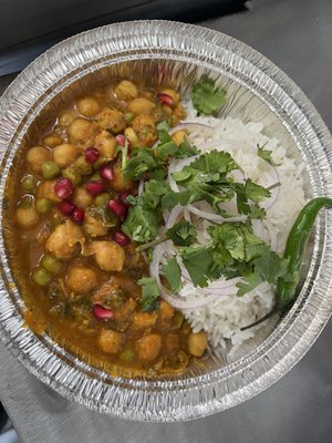 Rosies Dhaba Indian Food Truck by null