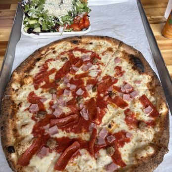 Pi-Napo Pizzeria - Mescolare Pizza - Pizza Near Me - Charlottesville, Virginia Pi-Napo Pizzeria - Mescolare Pizza - Pizza Near Me - Charlottesville, Virginia