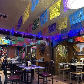 El Rincon De San Miguel - Picture of the inside of the restaurant. I took this photo after lots of people had left. - Mexican Near Me - San Angelo, Texas El Rincon De San Miguel - Picture of the inside of the restaurant. I took this photo after lots of people had left. - Mexican Near Me - San Angelo, Texas