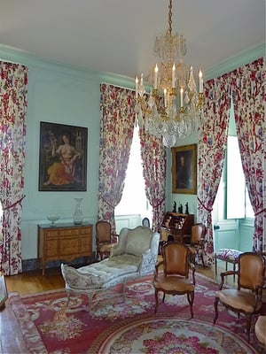 Château de Hautefort by null