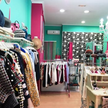 Mon Petit Caprice - Women's Clothing Near Me - Valencia, V