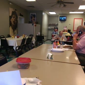 Pollard’s Restaurant - The diner - Southern Near Me - Carrollton, Georgia