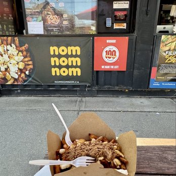 Nom Nom Nom Poutine - Poutineries Near Me - Toronto, Ontario