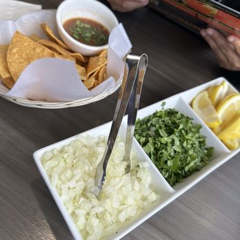 Mr. Menudo - Mexican Near Me - Downey, California