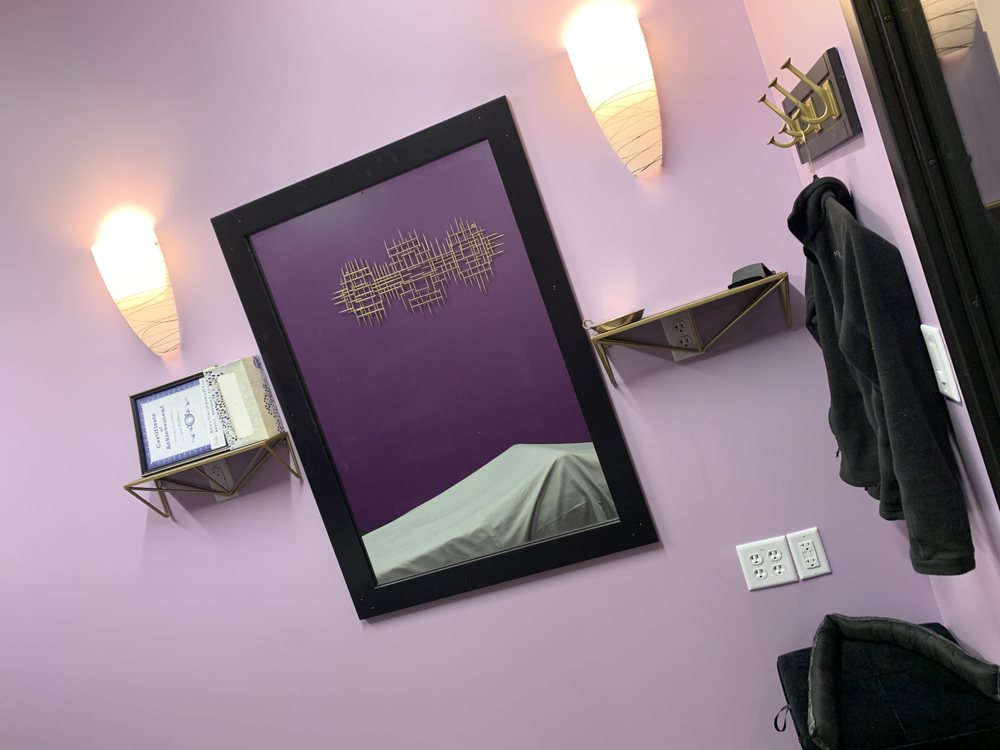 HIGHLIGHT MASSAGE Updated August 2024 10 Photos 1380 SW Vintage