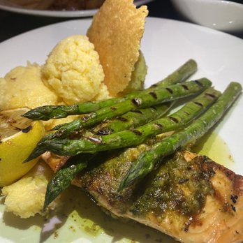 Divieto Ristorante - Estero - Salmon - Italian Near Me - Estero, Florida Divieto Ristorante - Estero - Salmon - Italian Near Me - Estero, Florida