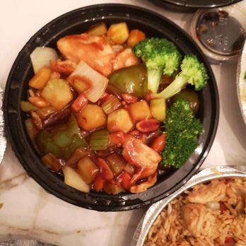 Mr Dumpling - Kung Pao chicken - Asian Fusion Near Me - Milton, Ontario Mr Dumpling - Kung Pao chicken - Asian Fusion Near Me - Milton, Ontario