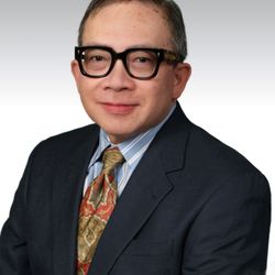Ironwood Cancer & Research Center - Boo Ghee Low, MD
Medical Oncologist