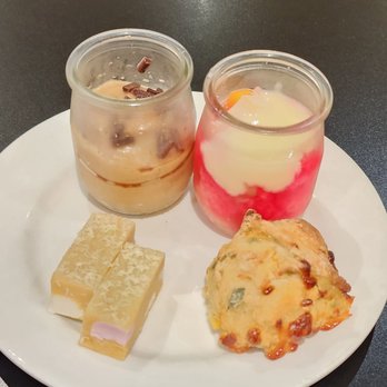Strata Lounge - My dessert selections - Airport Lounges Near Me - Auckland, AUK