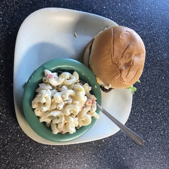 Linda's Diner - Cheeseburger and macaroni salad - Diners Near Me - Mathews, Virginia Linda's Diner - Cheeseburger and macaroni salad - Diners Near Me - Mathews, Virginia