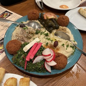 Cedar Palace - Lebanese Near Me - Chicago, Illinois