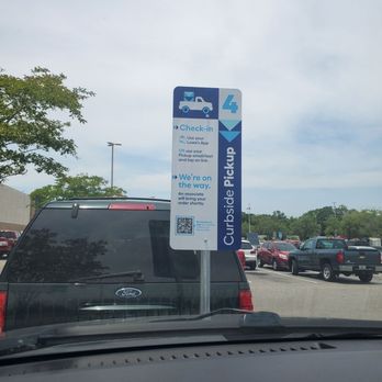 Lowe's Home Improvement - Curbside pickup. Don't do it. - Hardware Stores Near Me - Jacksonville, Florida Lowe's Home Improvement - Curbside pickup. Don't do it. - Hardware Stores Near Me - Jacksonville, Florida
