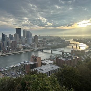 Grandview Overlook - Landmarks & Historical Buildings Near Me - Pittsburgh, Pennsylvania