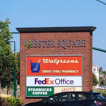 Webster Square - Shopping Centers Near Me - Alameda, California