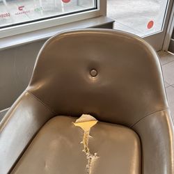 McDonald's - Turn chairs :(