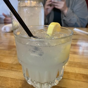 Hideaway House - blueberry lemonade - Pizza Near Me - Sedona, Arizona