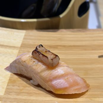 Mojo East - Salmon - Japanese Near Me - New York, New York