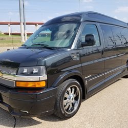 DFW Conversion Van Rentals - 9-passenger Conversion Van