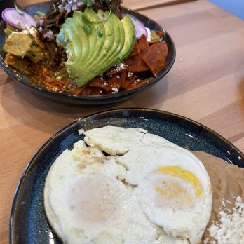 Bandoleros Cafe - Chilaquiles with short ribs. - Mexican Near Me - Cypress, California Bandoleros Cafe - Chilaquiles with short ribs. - Mexican Near Me - Cypress, California