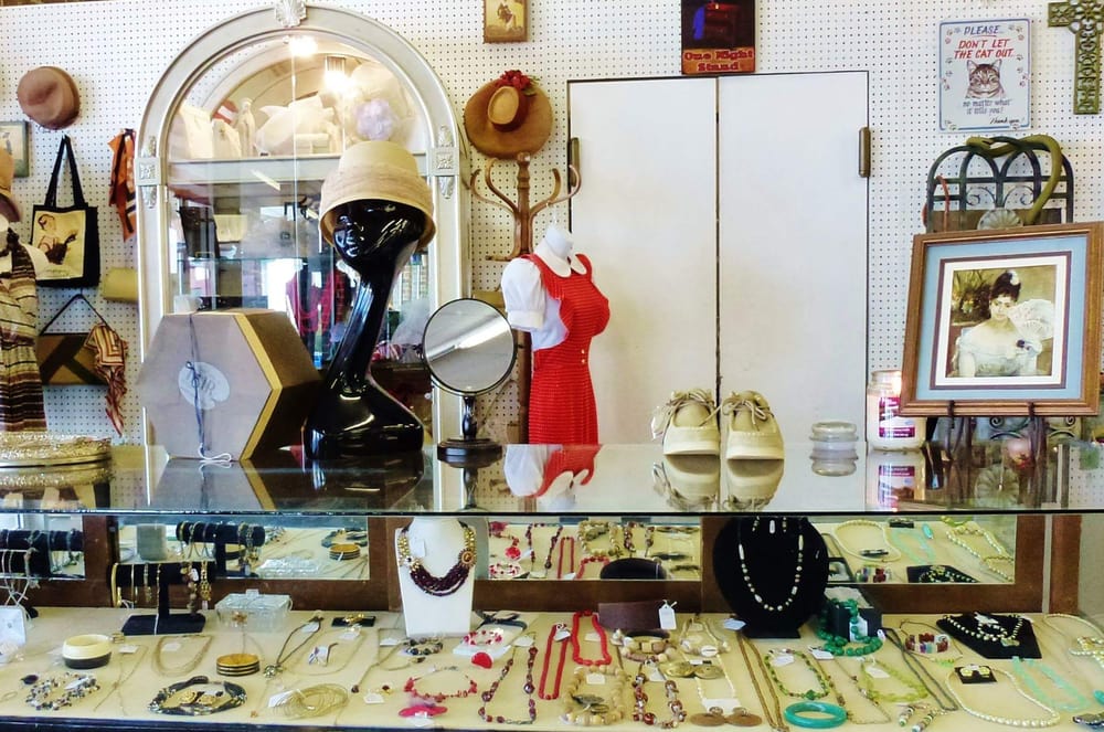 Dale County Salvation Army Family Store & Service Center - social services organization in Ozark, AL