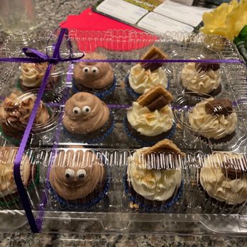 Cupcakes - The Galleria - a variety of cupcakes - Cupcakes Near Me Cupcakes - The Galleria - a variety of cupcakes - Cupcakes Near Me