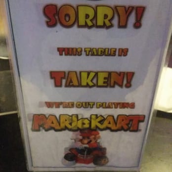 Dave & Buster's Ala Moana - Table placemaker - Arcades Near Me - Honolulu, Hawaii