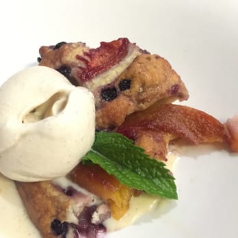 Paradiso Restaurant - Peach and Blueberry Cobbler with Vanilla gelato - Italian Near Me - San Leandro, California