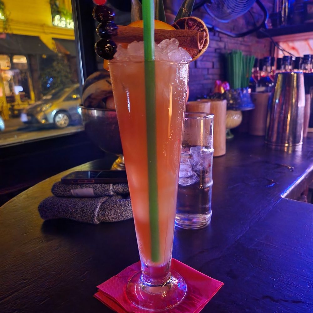 Dirty Dick - Cocktail Bars Near Me - Paris, 75 Dirty Dick - Cocktail Bars Near Me - Paris, 75