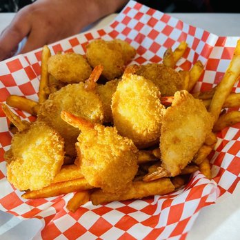 Star Crab - Butterfly fried shrimp and Cajun fries - Seafood Near Me - Pico Rivera, California