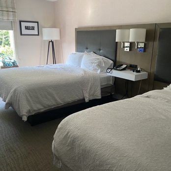 Hampton Inn Raynham-Taunton - Hotels Near Me - Raynham, Massachusetts