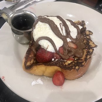 Bea Bea's - Strawberry Dream - Coffee & Tea Near Me - Burbank, California Bea Bea's - Strawberry Dream - Coffee & Tea Near Me - Burbank, California