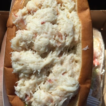 Larson's Lunch Box - Surprisingly good crab roll! - Seafood Near Me - Damariscotta, Maine