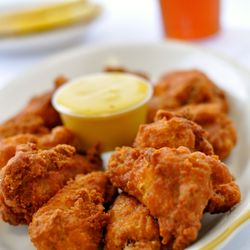 Carey Hilliard's Restaurant - Hot wings with a zing!