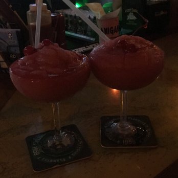 Flanigan's - Davie Tower Shops - Strawberry Daquiri - Seafood Near Me - Davie, Florida