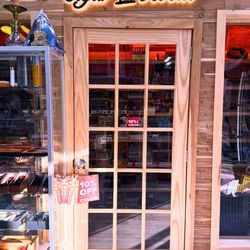 Tobacco Hut Vape - Cigar Room