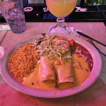 El Rincon - Beef burritos. Chicken spared. - Mexican Near Me - Pflugerville, Texas