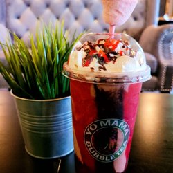 Yo Mama Healthy Cafe - Chocolate covered Strawberry Frappe