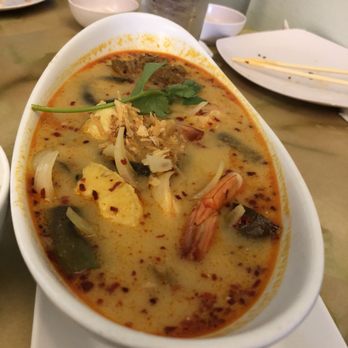 Saigon's Restaurant - Chicken curry - Vietnamese Near Me - Honolulu, Hawaii
