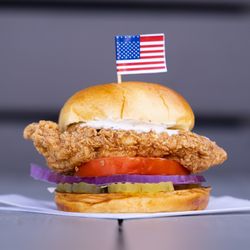 Coop's Crazy Chicken - Coopdeville