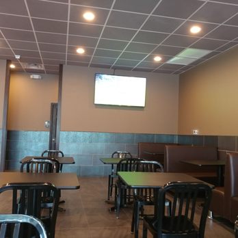 Hibachi Express - seating with one flat screen tv - Japanese Near Me - Newport News, Virginia