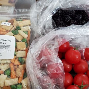 Boa Vista Orchards - Bought this stuff today 8/15/20 balckberries, cherry tomatoes and rice cracker mix - Fruits & Veggies Near Me - Placerville, California
