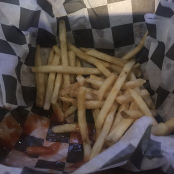 Burger Grill - This is halfway through eating but imagine the fries filled up to the brim of this. - Steakhouses Near Me - Oaxaca, OAX Burger Grill - This is halfway through eating but imagine the fries filled up to the brim of this. - Steakhouses Near Me - Oaxaca, OAX