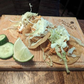 Miatzil - Tinga de pollo tacos - Mexican Near Me - Brooklyn, New York