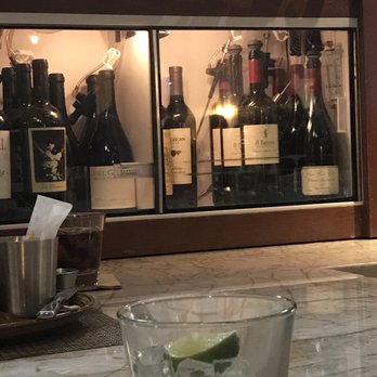 Roanoke - Cocktail Bars Near Me - Chicago, Illinois