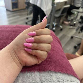 San Clemente Nails and Waxing Spa - Pink chrome nails - Nail Salons Near Me - San Clemente, California